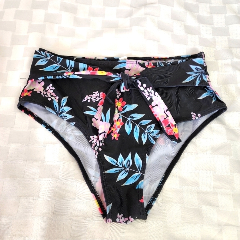 Black & Pink Woman's Floral Print Swimsuit Button Front Tie Size M
